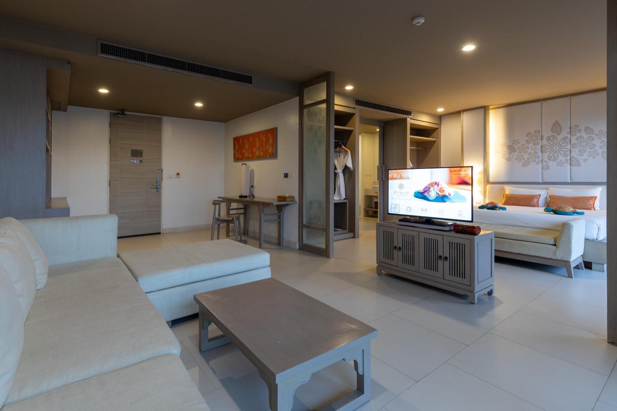 Proud Phuket, Naiyang Beach Rom bilde